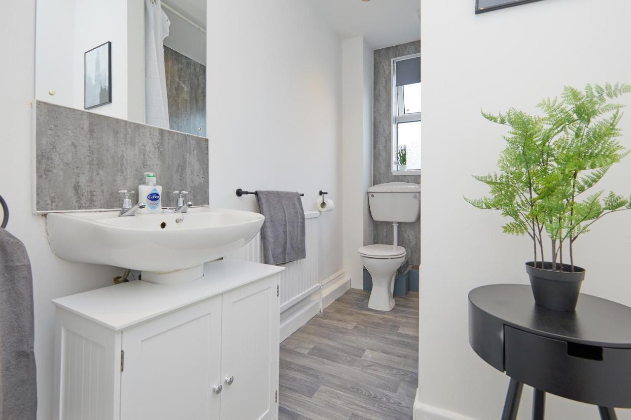 Your Sheffield Stays - Spacious 5 Bedroom House 外观 照片
