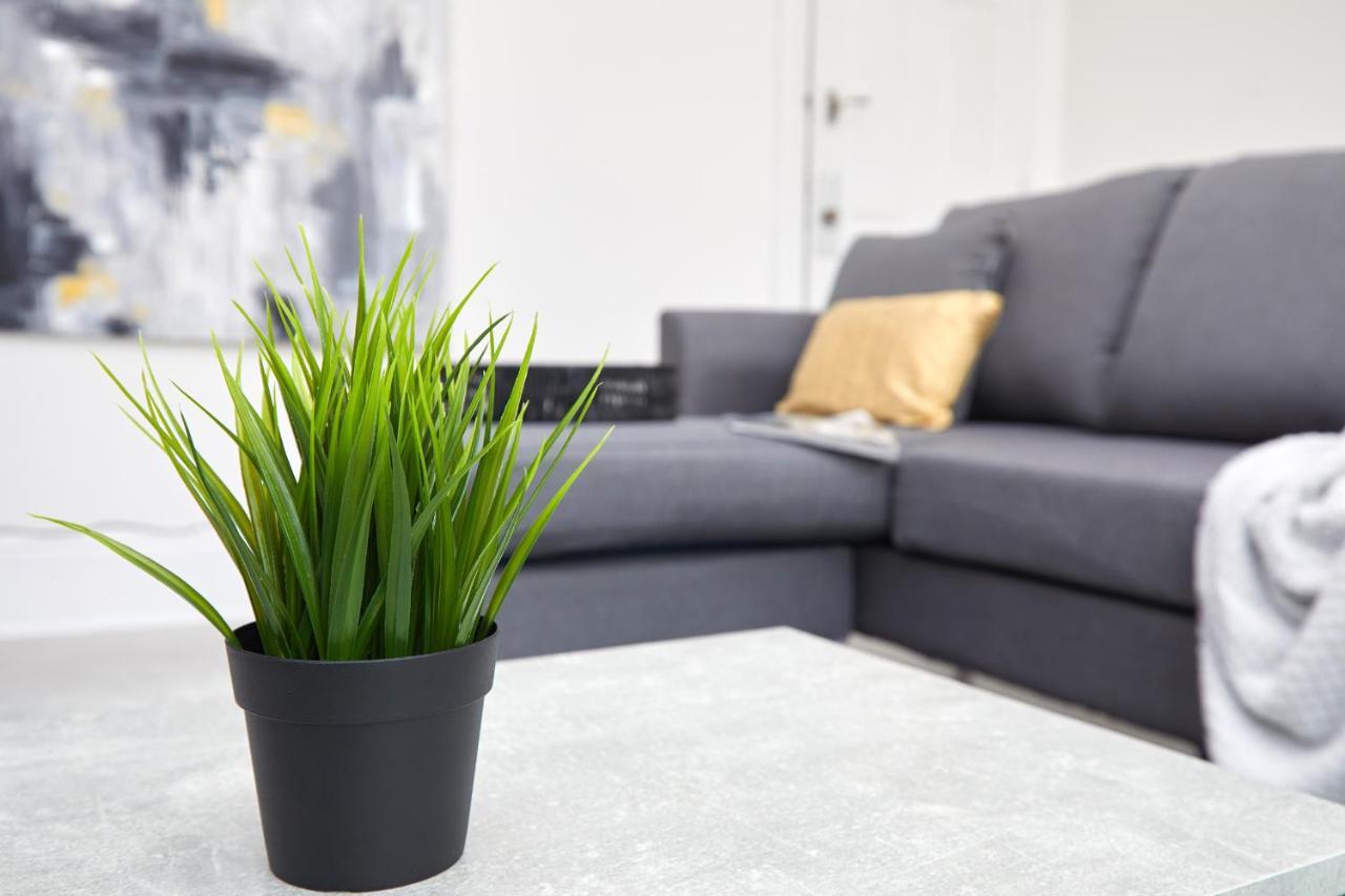 Your Sheffield Stays - Spacious 5 Bedroom House 客房 照片