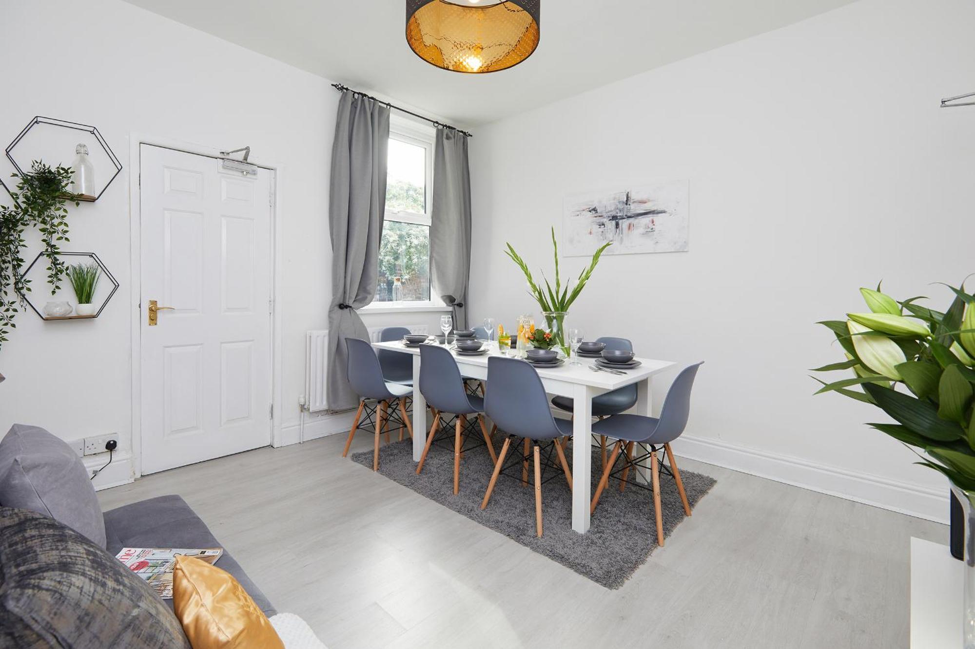Your Sheffield Stays - Spacious 5 Bedroom House 客房 照片